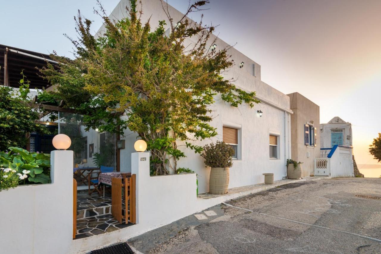 Bougainvillea Home Plaka  Eksteriør billede